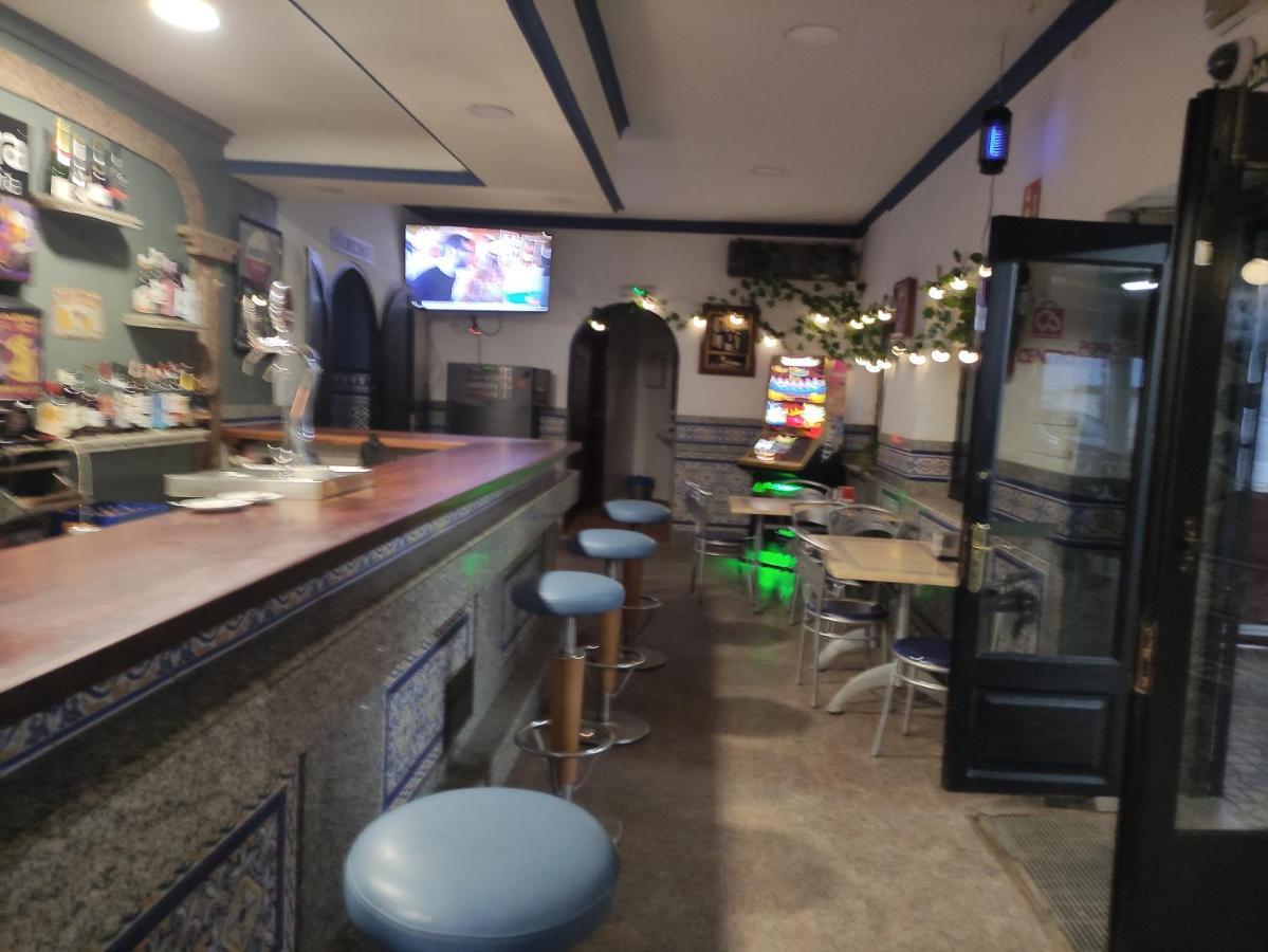 Hostal Restaurante Bar Cafeteria La Melchora โปซาดัส ภายนอก รูปภาพ